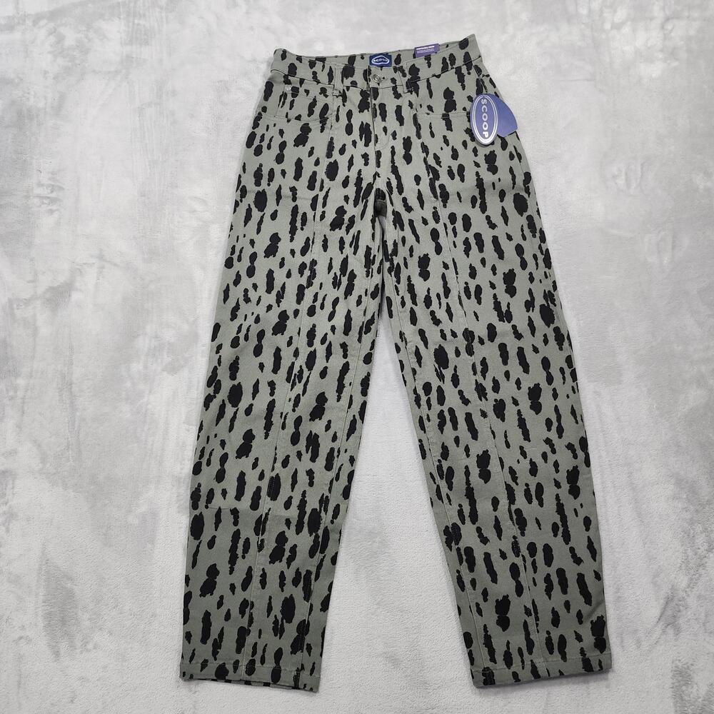 NEW SCOOP Jeans Womens 6 Herbal Olive Green Leopard Animal Print Seamed Barrel